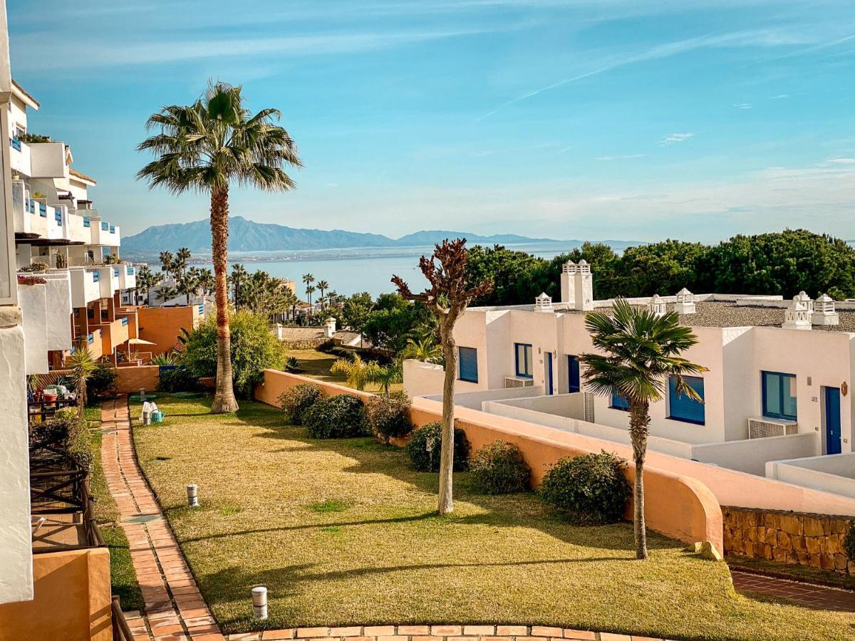 Beautiful New Apartment With Sea View Castillo de Sabinillas 외부 사진